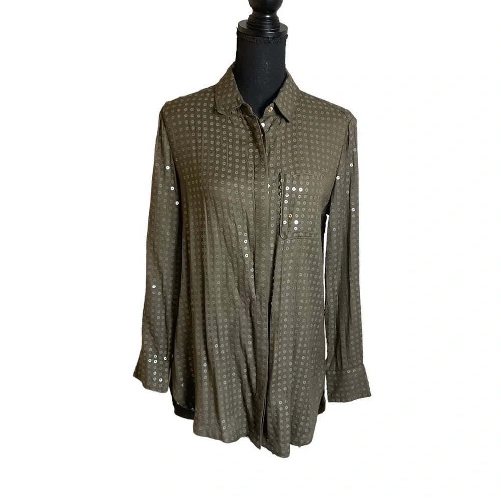 Maeve Anthropologie Arwa olive green button up shirt with sequins. Size:XS - Picture 3 of 14